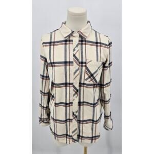 Mod Boutique 
Summer Plaid Flannel Button Down